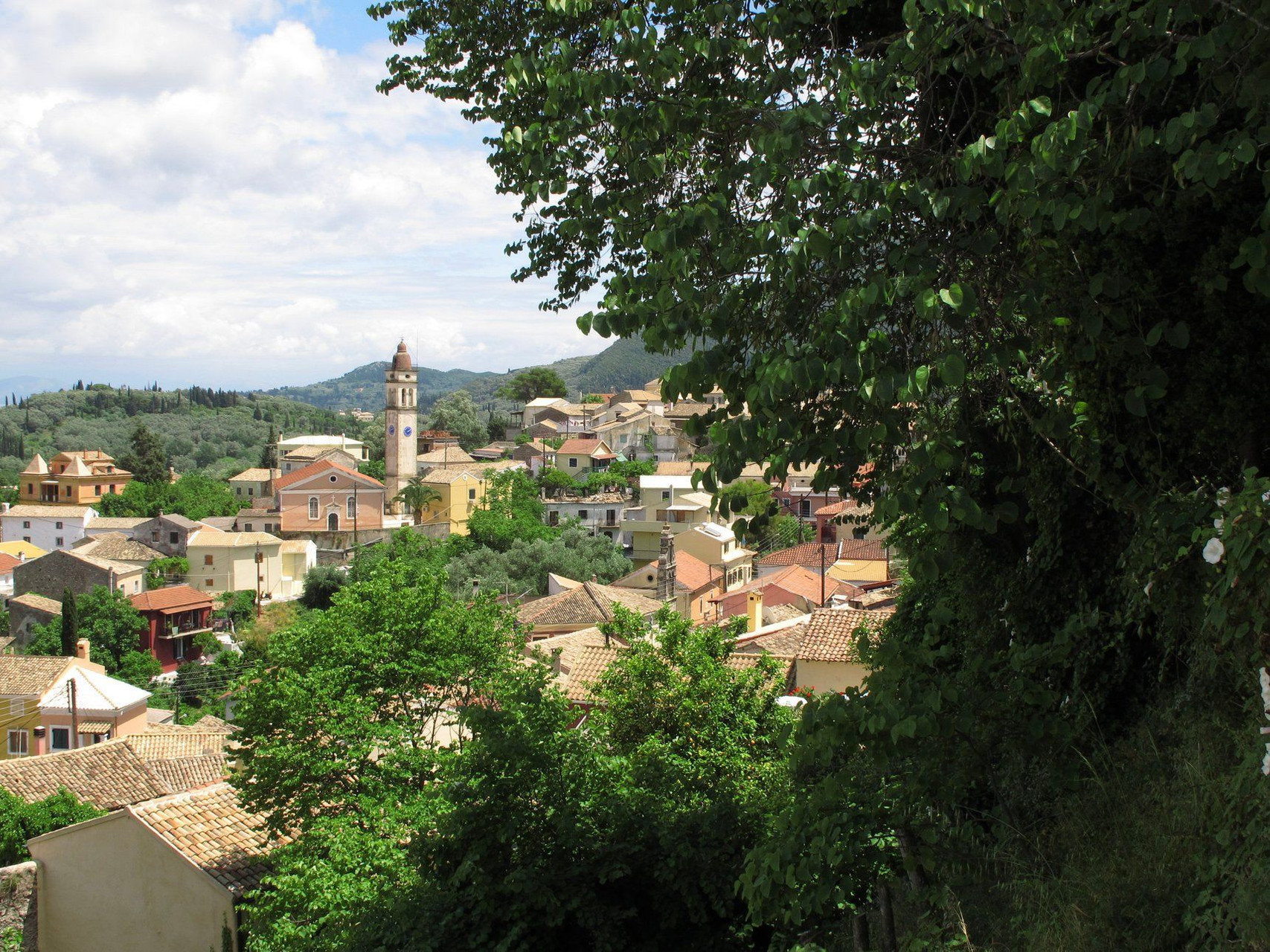 Village ionien et son clocher - Corfou - Grèce