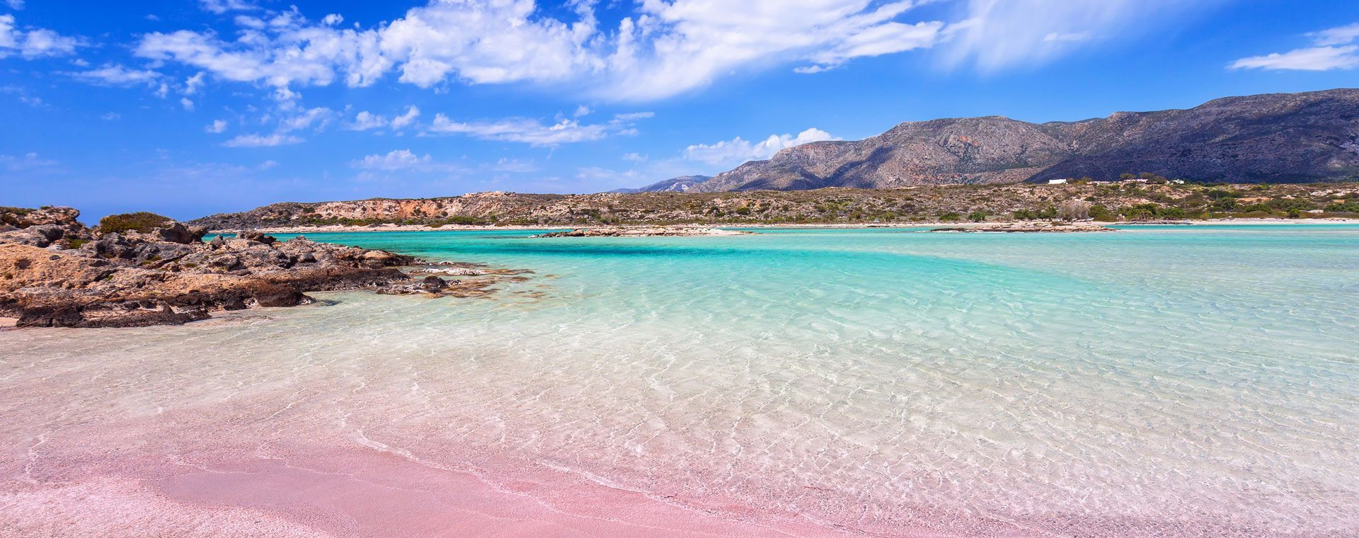 Plage de sable rose et lagon turquoise d'Elafonissi - Crète - Grèce