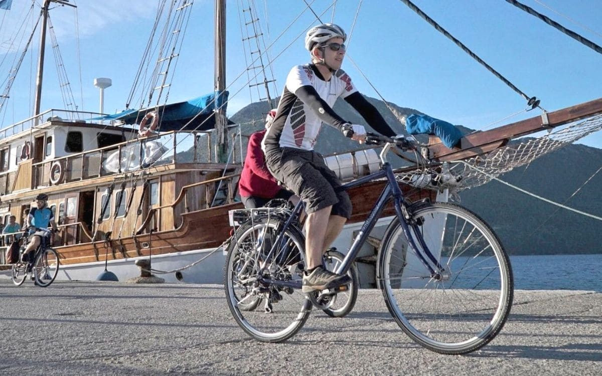 Reise mit Rad und Schiff durch die Ionischen Inseln - Griechenland